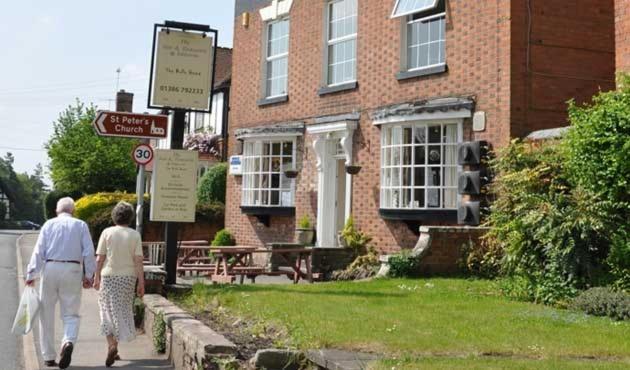 Отель The Bulls Head Inkberrow Экстерьер фото