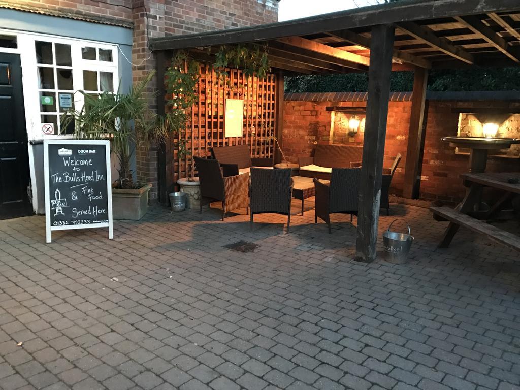 Отель The Bulls Head Inkberrow Экстерьер фото