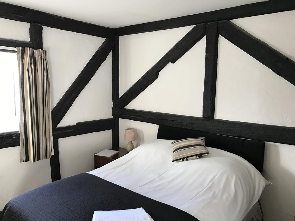 Отель The Bulls Head Inkberrow Экстерьер фото