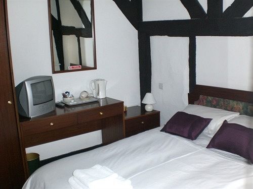 Отель The Bulls Head Inkberrow Экстерьер фото